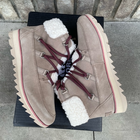 SOREL HARLOW LACE COZY US 8 Women's Outdoor Boot Waterproof Suede Beige New - Picture 7 of 10